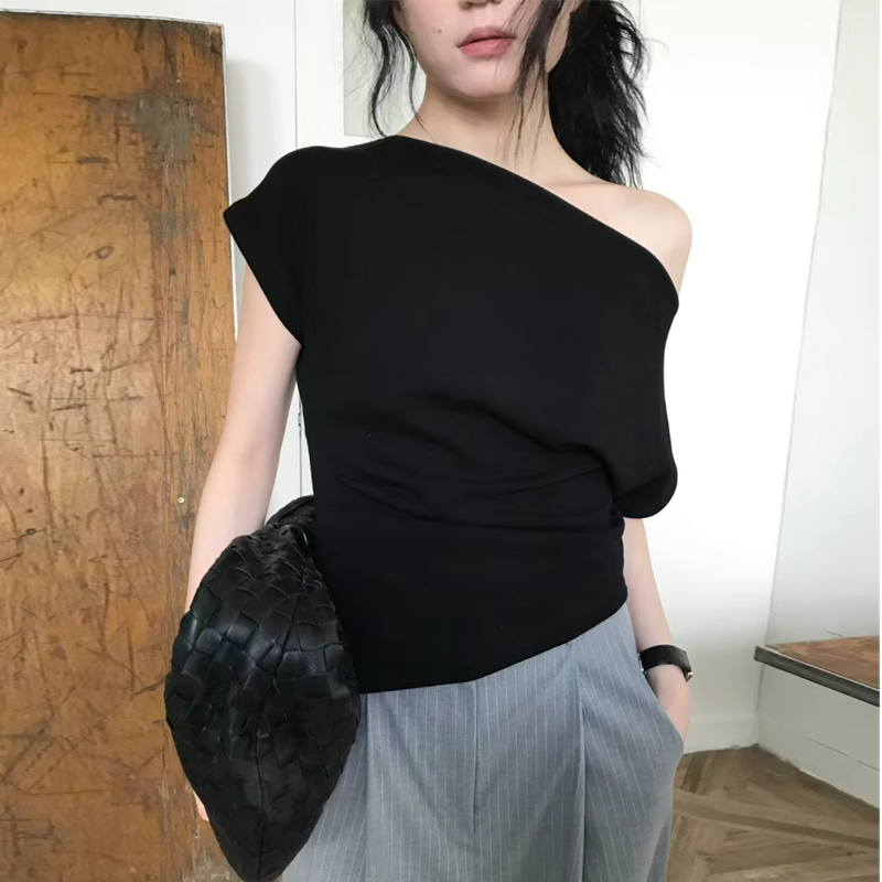 Elegant One-Shoulder Design Se - Lifestyle Of Korean review and price