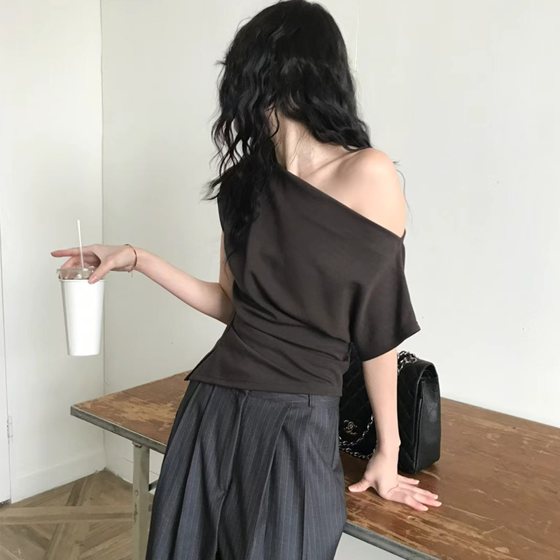 Elegant One-Shoulder Design Se - Lifestyle Of Korean review and price